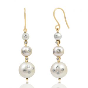 Winsome Diamond & Pearl Earring