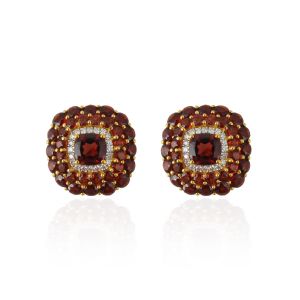 18Kt Yellow Gold Prong-set Garnet Earrings with Diamond Halo