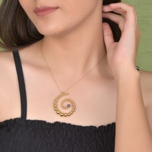 18Kt Yellow gold Natural Diamond Bublina Classic Pendant With Chain