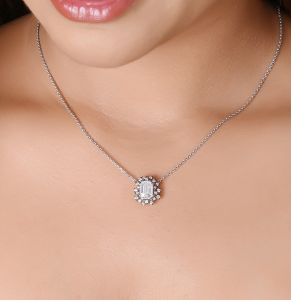 Emerald Cut Diamond Pendant Necklace & 18Kt White Gold