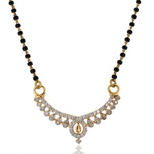 Gaudy Diamond Pendant With Mangalsutra Chain