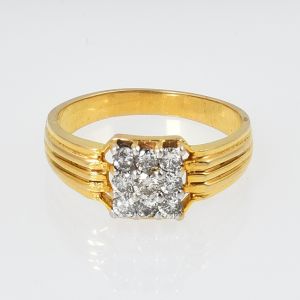 Alluring Diamond Ring