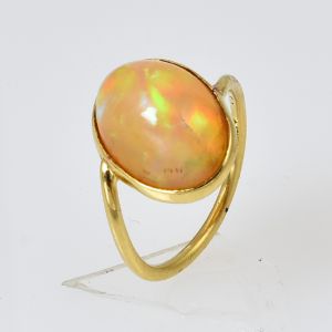 Gem stone Gold Ring